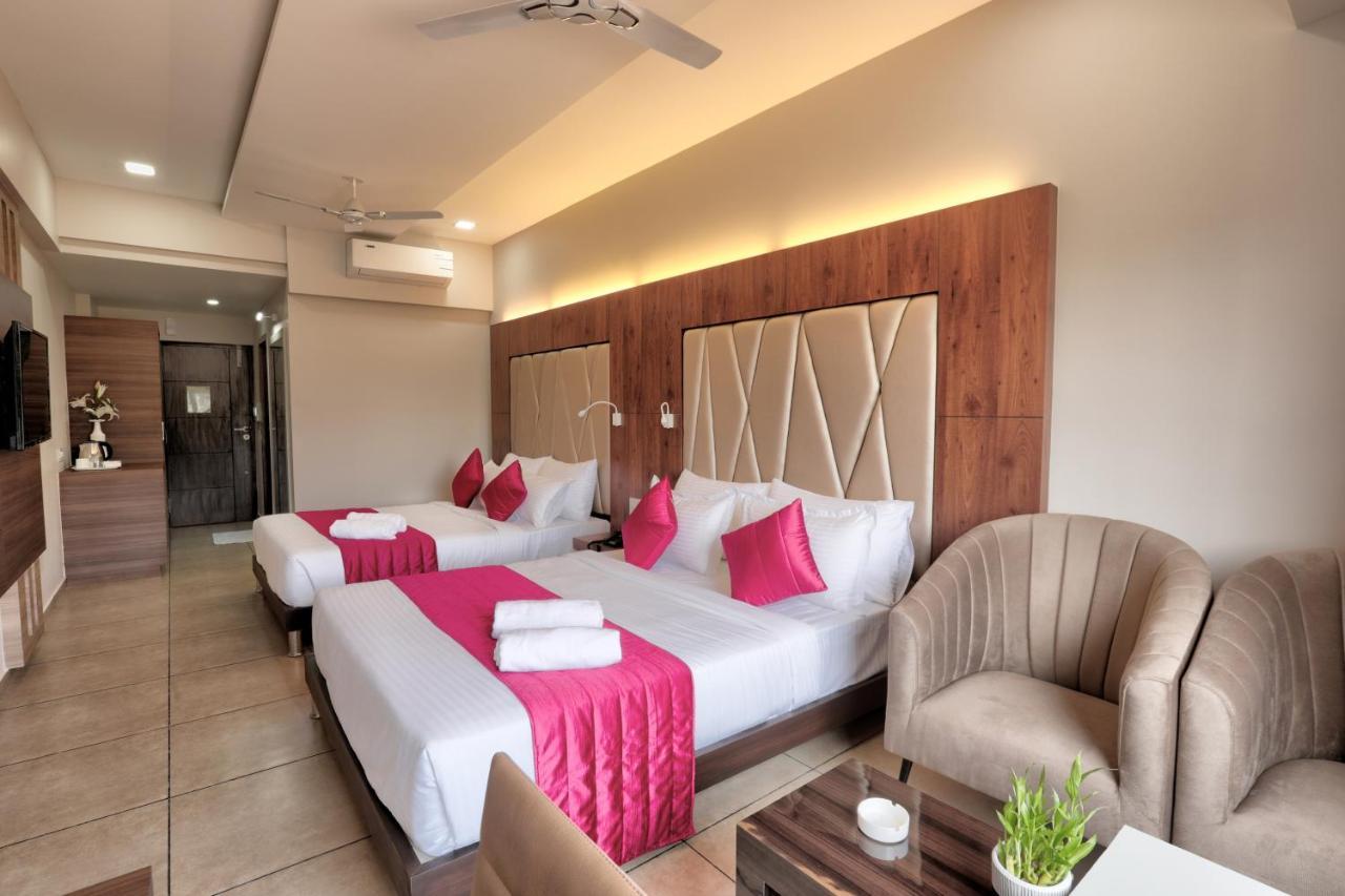 Lexus Inn Mysore Εξωτερικό φωτογραφία