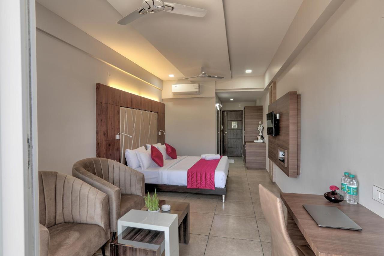 Lexus Inn Mysore Εξωτερικό φωτογραφία