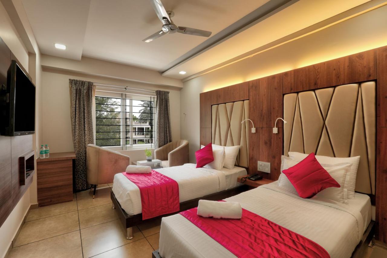 Lexus Inn Mysore Εξωτερικό φωτογραφία